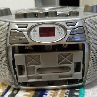 ジャンク品。FM AM のみ聴けます。