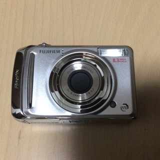 【値下げ】【美品】フジ FUJIFILM FinePix A80...