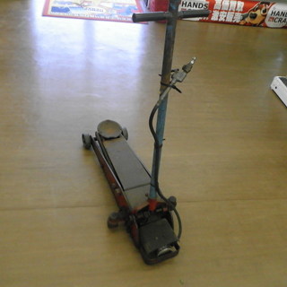 (引取限定　戸畑本店)　車用フロアジャッキ