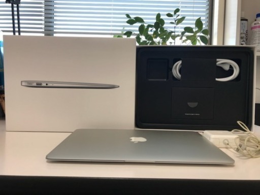 Apple Macbook air 13インチ mid 2012 i5 4GB 128GB
