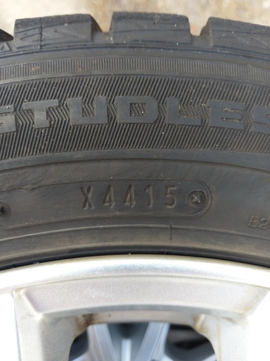 【再値下げ】スタッドレス４本セット 175/65R14 ダンロップ Winter Maxx