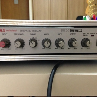 アカイ 1Uラックのデジタルディレイ、コンプレッサー＆ゲート