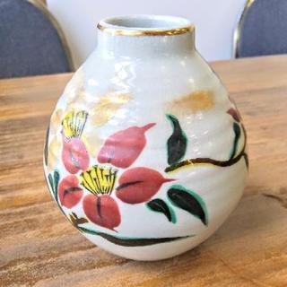 決まりました。九谷焼松山の花瓶
