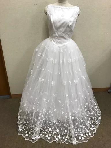 美品 ウェディングドレス Watabe 花柄 結婚式 床に着くタイプ はっぴー 深谷のドレスの中古 古着あげます 譲ります ジモティーで不用品の 処分