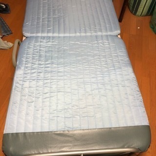 折畳式シングルベッド