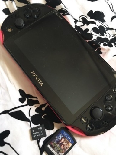PlayStation®Vita SDカードつき♪♪☆送料こみ！☆
