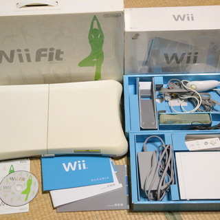Wii本体セット➕WiiFitセット