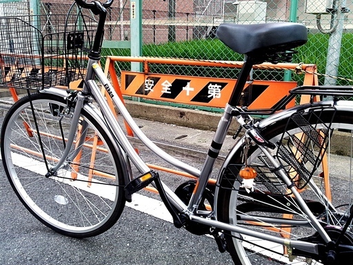 【激安】新車の自転車 5段変速 軽快車 26インチ