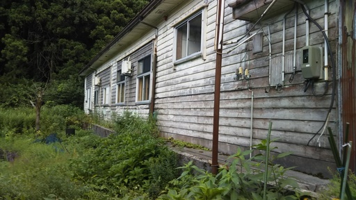 商談中ヒスイが採取できる海迄近い 居住スペース有 建坪150坪の平屋工場及び３０坪の納屋 借地 タカゴン 糸魚川のその他の不動産 住宅情報 無料掲載の掲示板 ジモティー