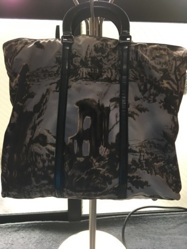 美品❣️   青山限定 プラダバック❣️