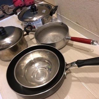 フライパンや鍋など…調理器具 タダでお譲りいたします！