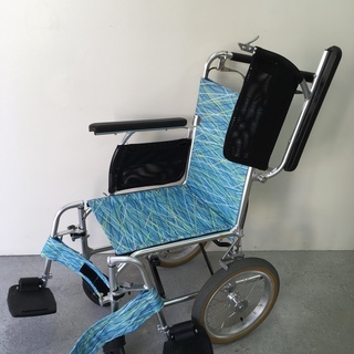 車いす (介助式・多機能型)　軽量タイプ　NAH-L7W (軽7W)　日進医療器