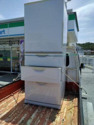 再投稿440リットル冷蔵庫　両開きドア