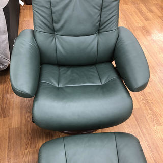 オットマン付1人掛けリクライニングチェアー Hjellegjerde グリーン