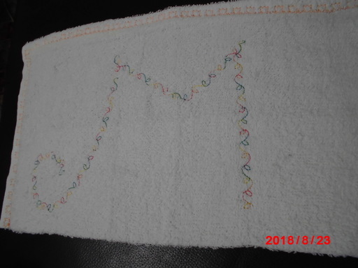 刺繍タオル２枚セット 縫ってます ぞうきんや台ふきに Tulip 柳ケ浦の掃除用具 モップ 雑巾 の中古あげます 譲ります ジモティーで不用品の処分