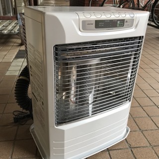 TOYOTOMI　FF式石油ストーブ　2011年製