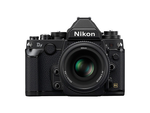ニコン Df  フルサイズデジタル一眼レフカメラ 　ブラック  付属品完備　美品