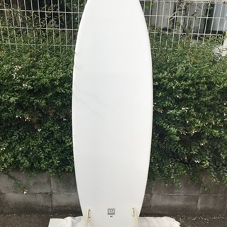 【8月いっぱい大幅値下げ】サーフボード エポキシ (6’4 ショート≒193cm) / トライフィンFCS G5 / デッキカバー付き