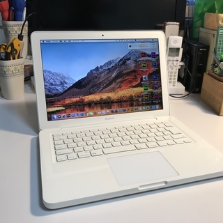 Apple　MacBook Core2Duo 2.26GHz/4...