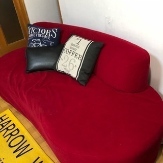 ナフコで購入 赤のソファー