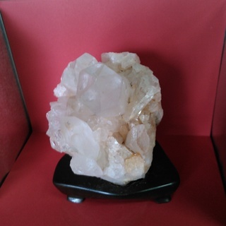 本水晶 原石 台座付き