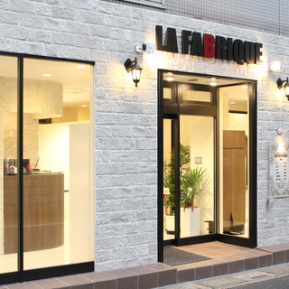 草加駅美容室高単価サロンスタイリスト募集 Kou 草加の美容師の正社員の求人情報 ｌａ ｆａｂｒｉｑｕｅ ジモティー