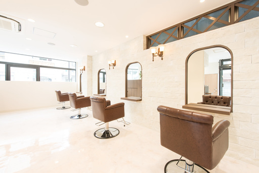 草加駅美容室高単価サロンスタイリスト募集 Kou 草加の美容師の正社員の求人情報 ｌａ ｆａｂｒｉｑｕｅ ジモティー