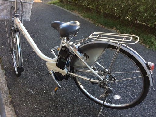 地域限定送料無料　アシスタ　ロイヤル　12,8AH　シルバー　神戸　電動自転車 仙台市内直接手渡し限定】ブリヂストン 電動アシスト自転車 assista