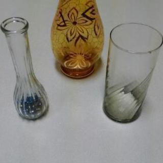 ガラス花瓶3点