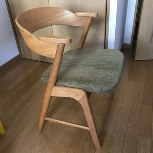 訳あり格安 Momo Natural 椅子 Yチェア モモナチュラル 北欧家具 アクタス Kano 横浜の椅子の中古あげます 譲ります ジモティーで不用品の処分