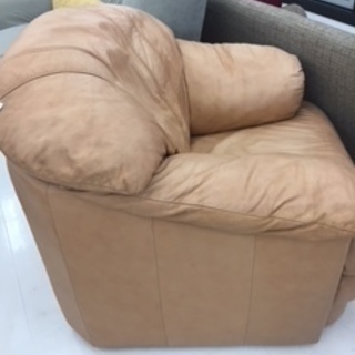 取りに来て頂ける方限定！NICOLETTI　1人掛けソファのご紹介です！ 取りに来て頂ける方限定！NICOLETTI 1人掛けソファのご紹介です！