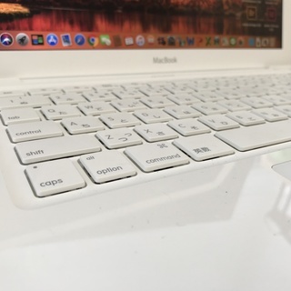 MacBook Core2Duo 2.4GHz/4GB/SSD128GB