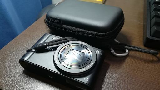SONYデジタルカメラ WX350 保護フィルム有， ケース付き