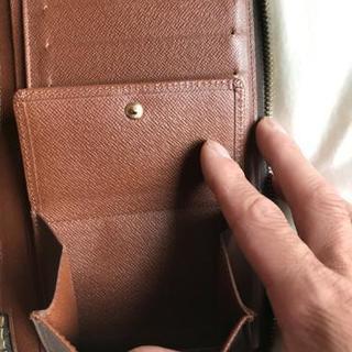 louis vuittonトラベルケース正規品