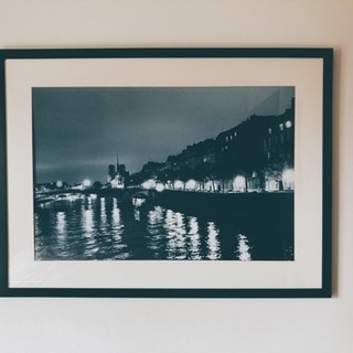 セーヌ川の額縁入り白黒写真 (118cm x 88cm)