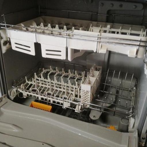 【動作良好・匿名配送】Panasonicパナソニック食器洗い乾燥機 NP-TM9