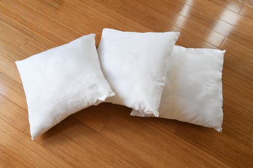 激安！！ヌードクッション45×45　３個　１２００円