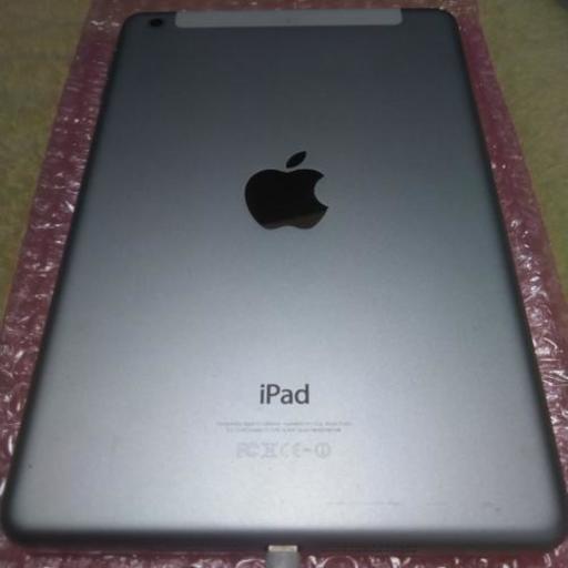 iPad mini2 Wi-Fi+Cellularモデル　ホワイト