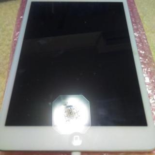 iPad mini2 Wi-Fi+Cellularモデル ホワイト