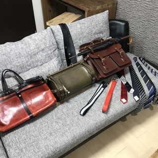 オーダーメイドレザーバック、ブランド小物