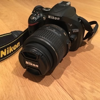 【お値下げしました！】ニコン デジタル一眼レフカメラ D5200
