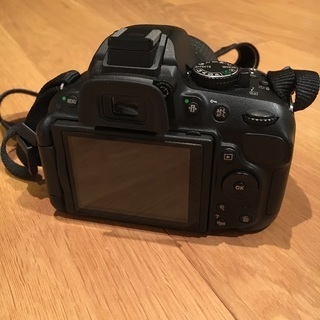 【お値下げしました！】ニコン デジタル一眼レフカメラ D5200