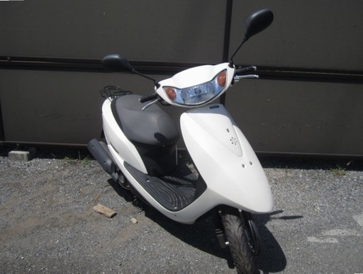 整備済み、原付スクーター　４サイクルディオ 白　安く売ります。全国配送ＯＫ!!