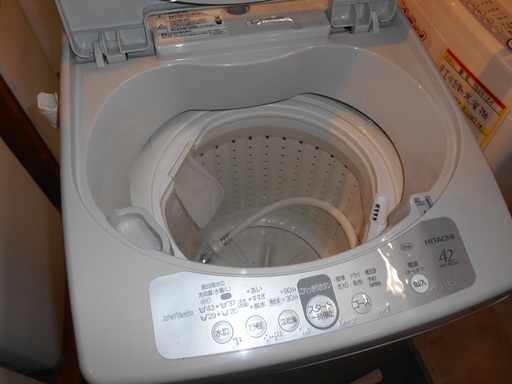 【磐田市見付】　日立　全自動電気洗濯機　NW-KQ42