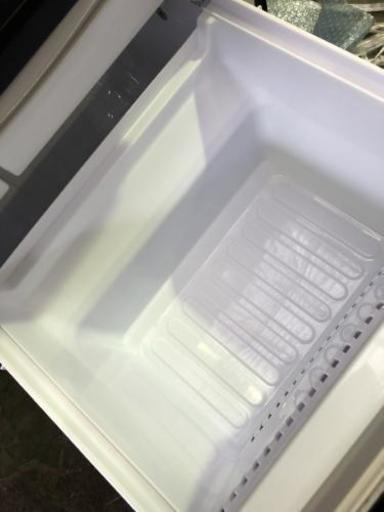 SHARP  ノンフロン冷凍冷蔵庫  SJ-14Y-B  2014年製