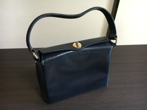 GUCCIのバッグをお譲りします。