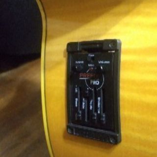 アコースティックベース