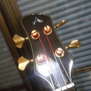 アコースティックベース