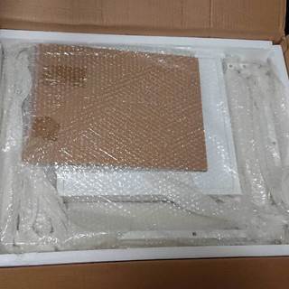 新品◆木製 コレクションテーブル 強化ガラス ホワイト 70×5...