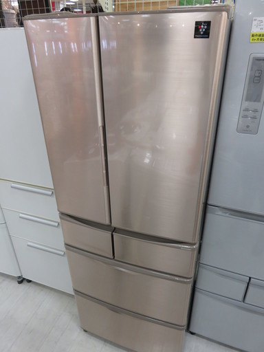 取りに来れる方限定！2015年製SHAPRの6ドア冷蔵庫です！